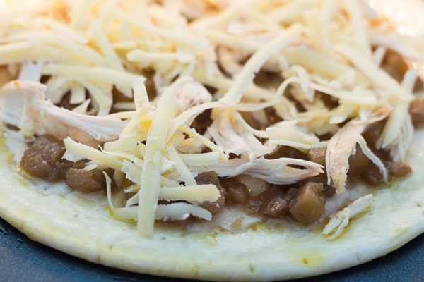 Chicken Flatbread Pizza with Apple Caramelized Onion Spread is the best easy recipe for entertainment. We made the Chicken Flatbread Pizza with the Apple Caramelized Onion Spread, price $9.99. Find this product and other recipes at Spoonabilities.com