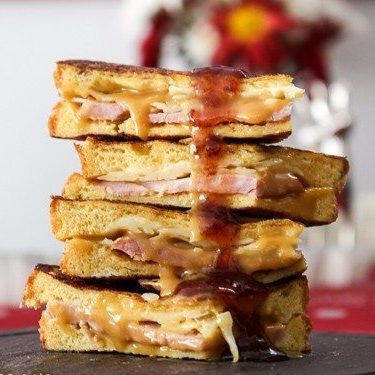 Monte Cristo Sandwich with Pumpkin Honey Mustard & Triple Berry Jam @ Spoonabilities