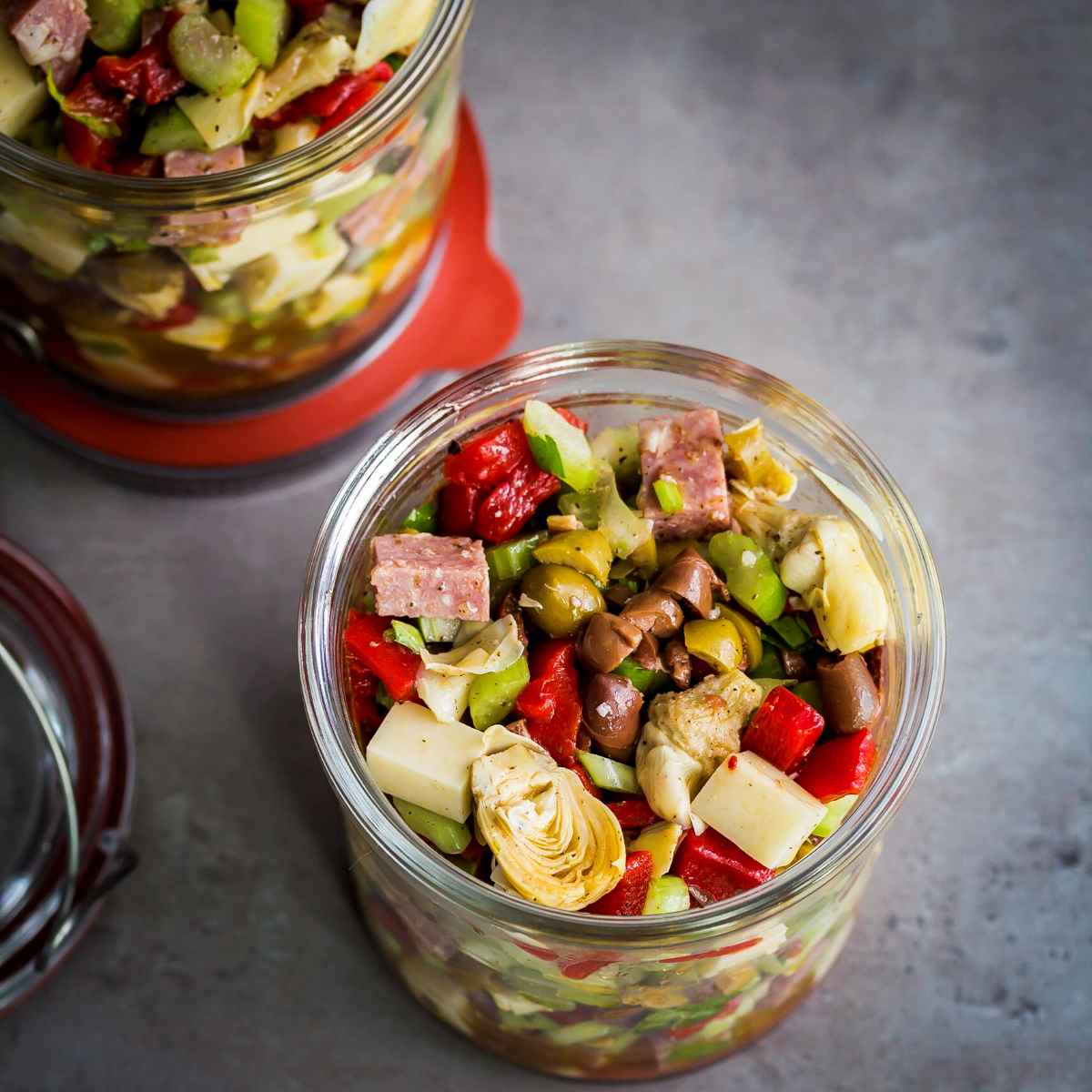 How to Pack a Salad in a Jar + 21 Stunning Recipes