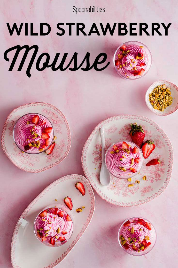 5 Strawberry Mousse on plates on a pink background