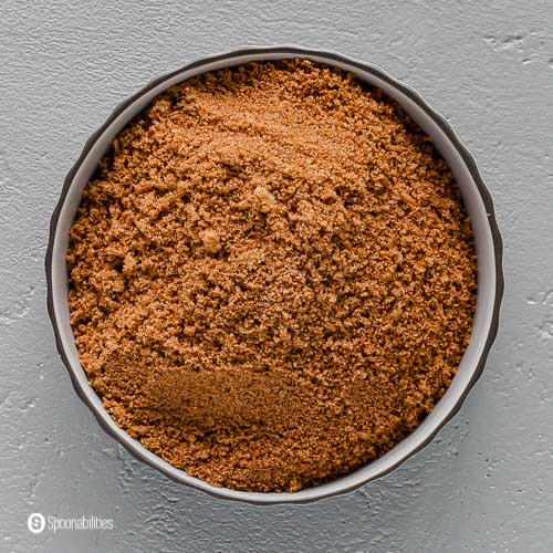 in a small bowl a mixture of brown sugar, cinnamon, pumpkin pie spice mix. Recipe at Spoonabilities.com