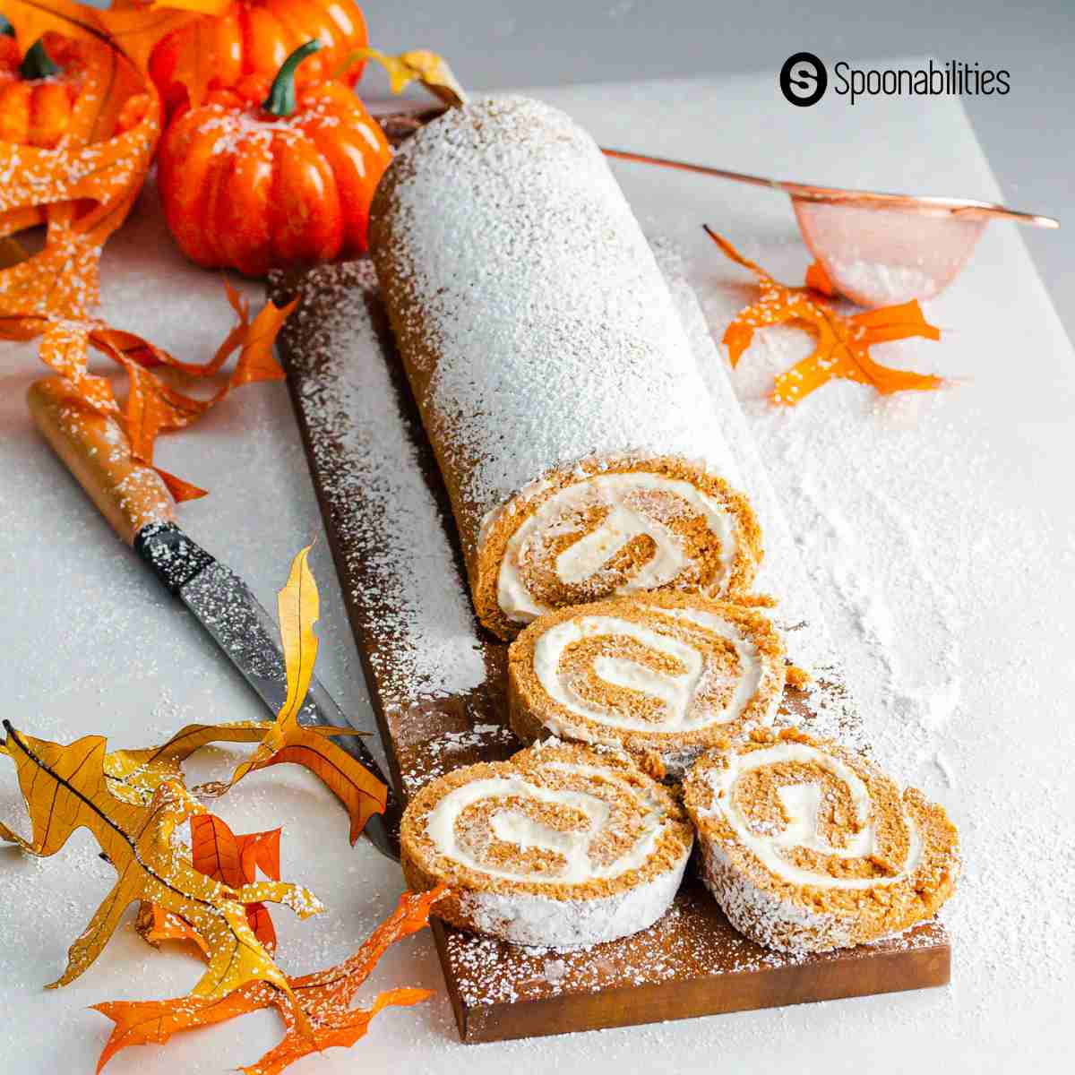 Pumpkin Roll with Cream Cheese Filling